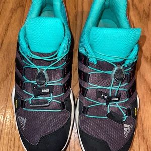 Adidas af6140 Terrex Shock Mint/Mineral Red Size 5.5